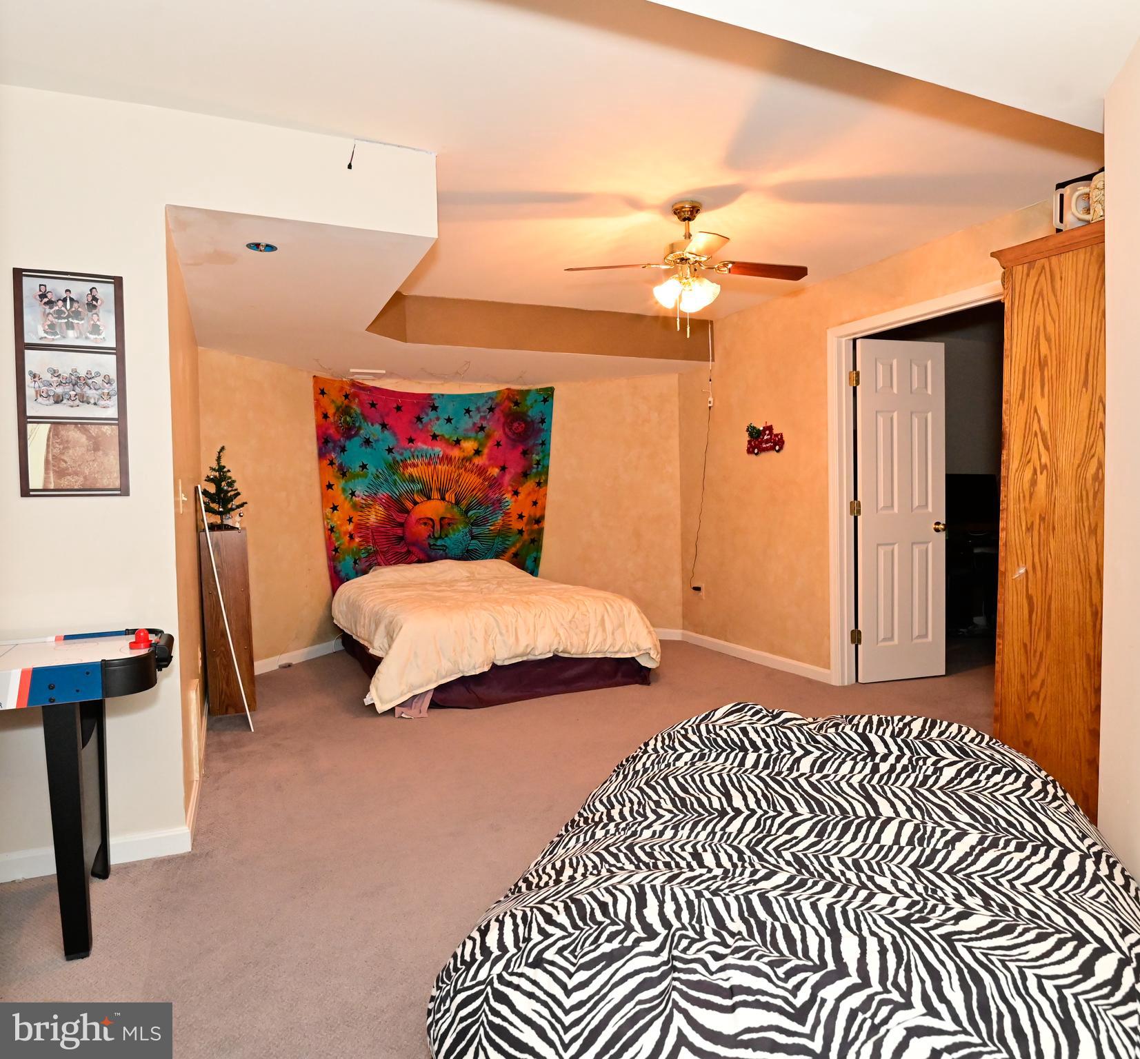 NORTH FOREST - Residential