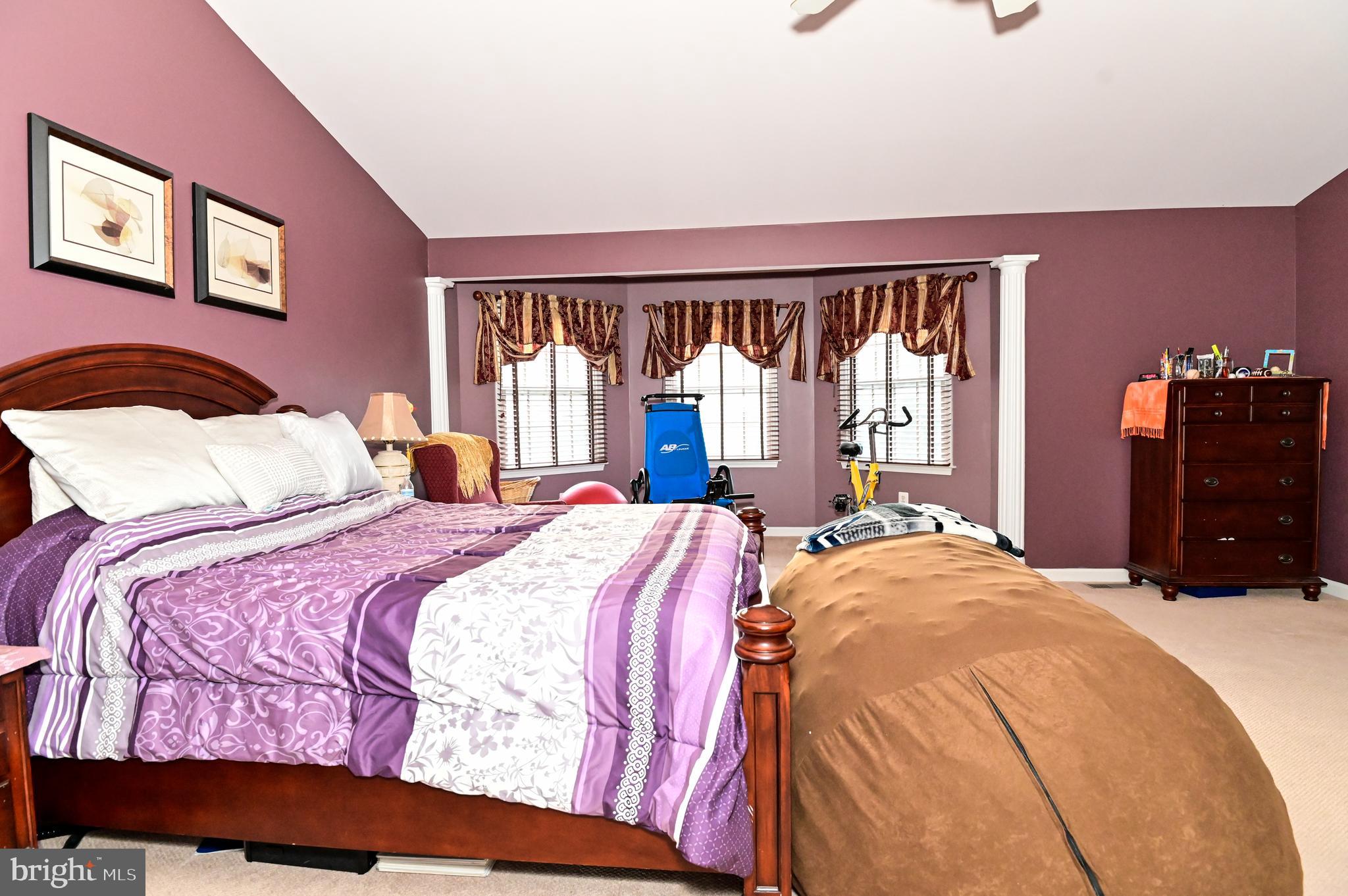 NORTH FOREST - Residential