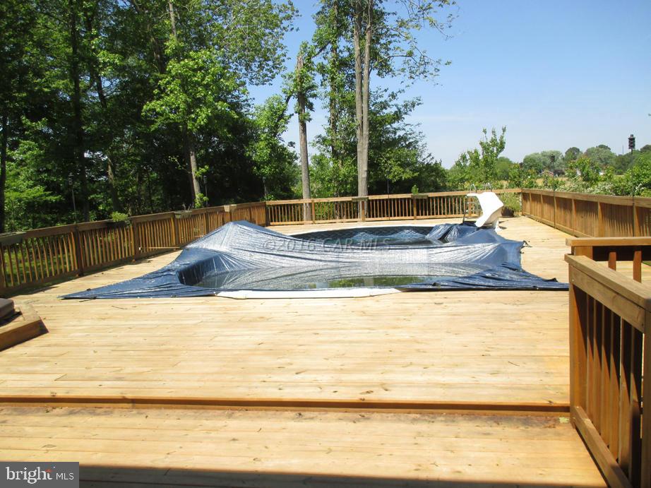 WHITE OAK - Residential