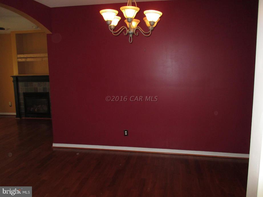 WHITE OAK - Residential