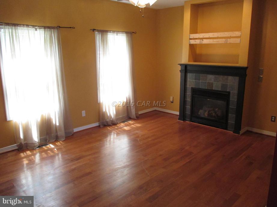 WHITE OAK - Residential