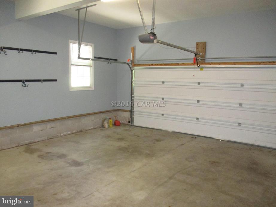 WHITE OAK - Residential