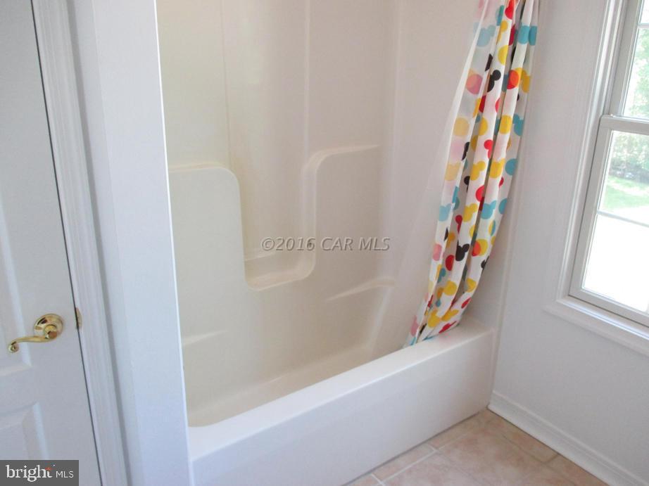 WHITE OAK - Residential