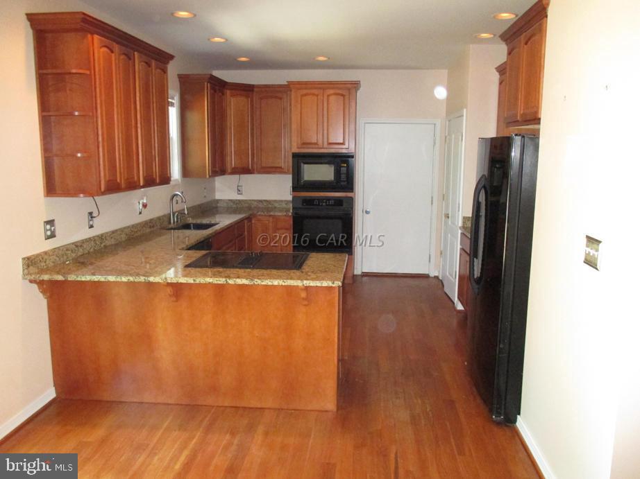 WHITE OAK - Residential