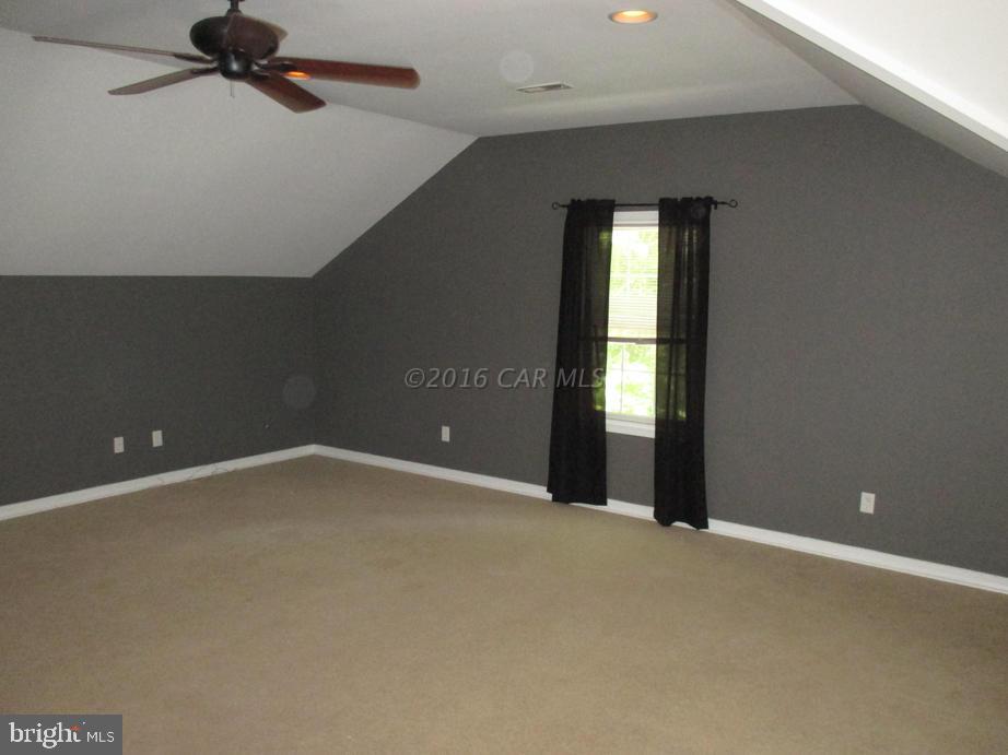 WHITE OAK - Residential