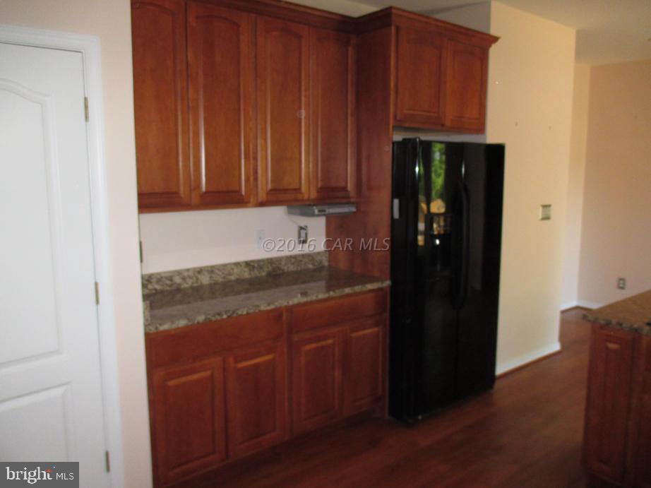 WHITE OAK - Residential