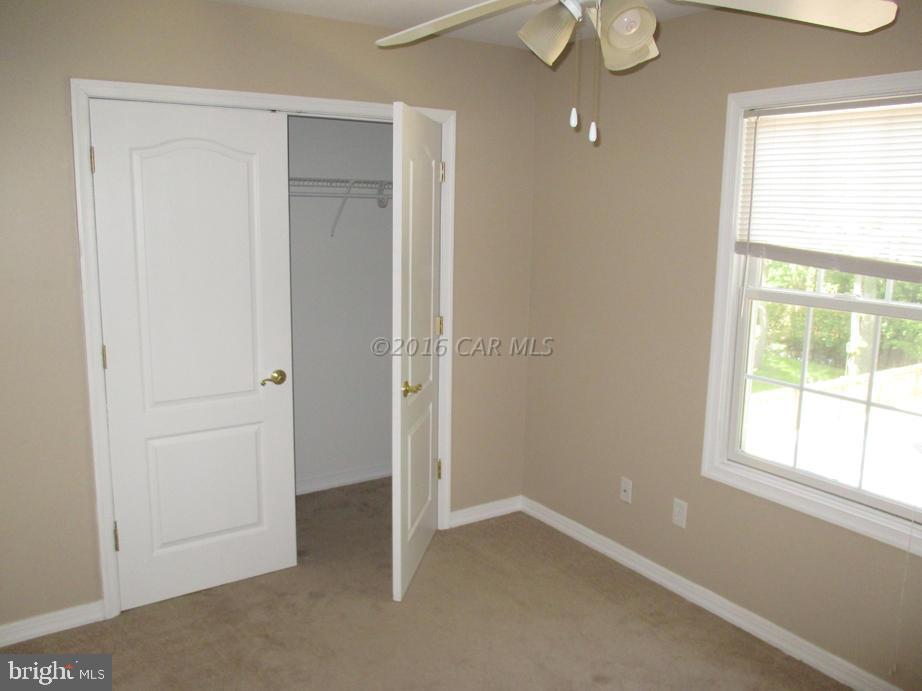 WHITE OAK - Residential