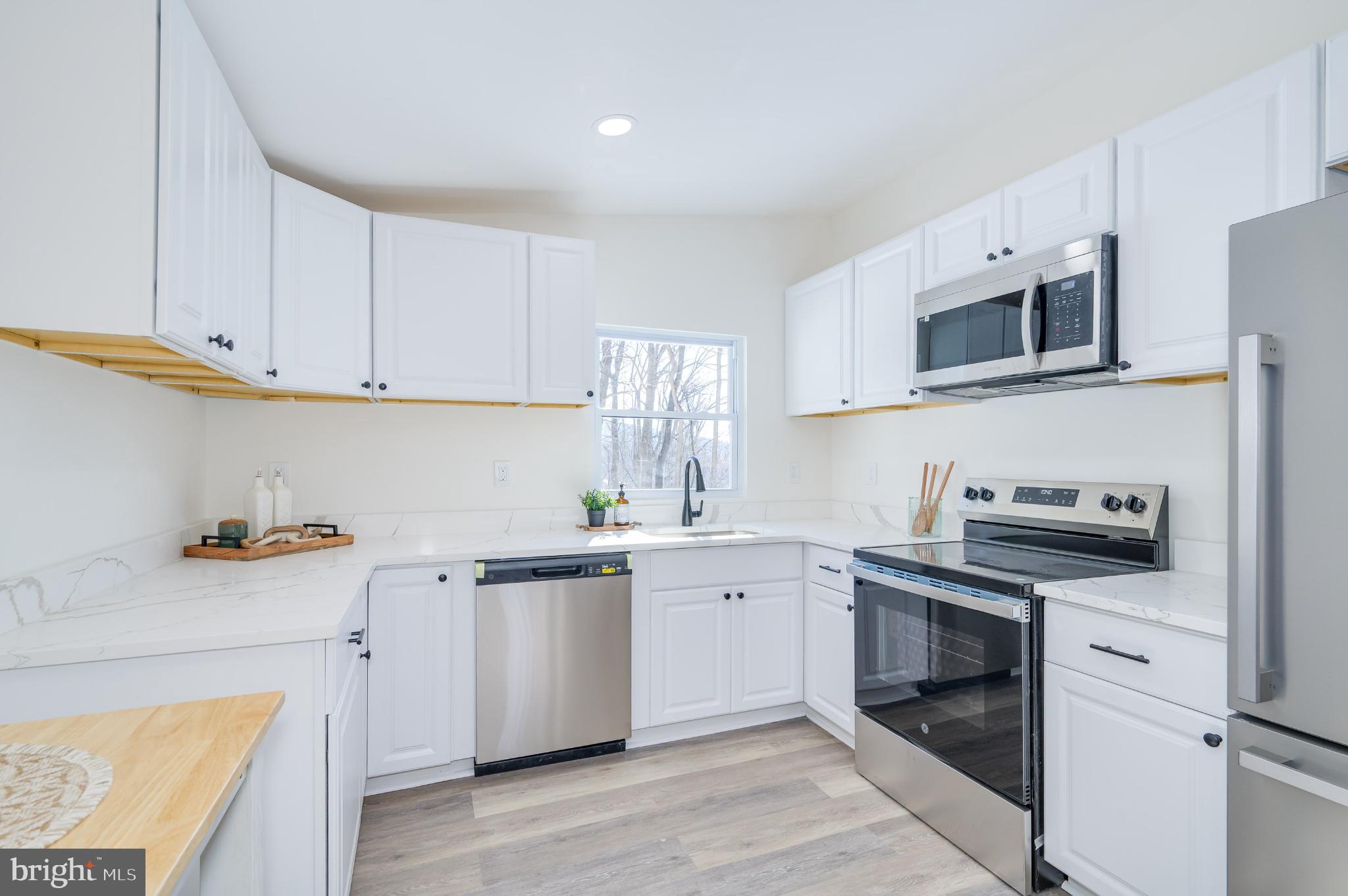 SHEN FARMS MT LAKE - Residential