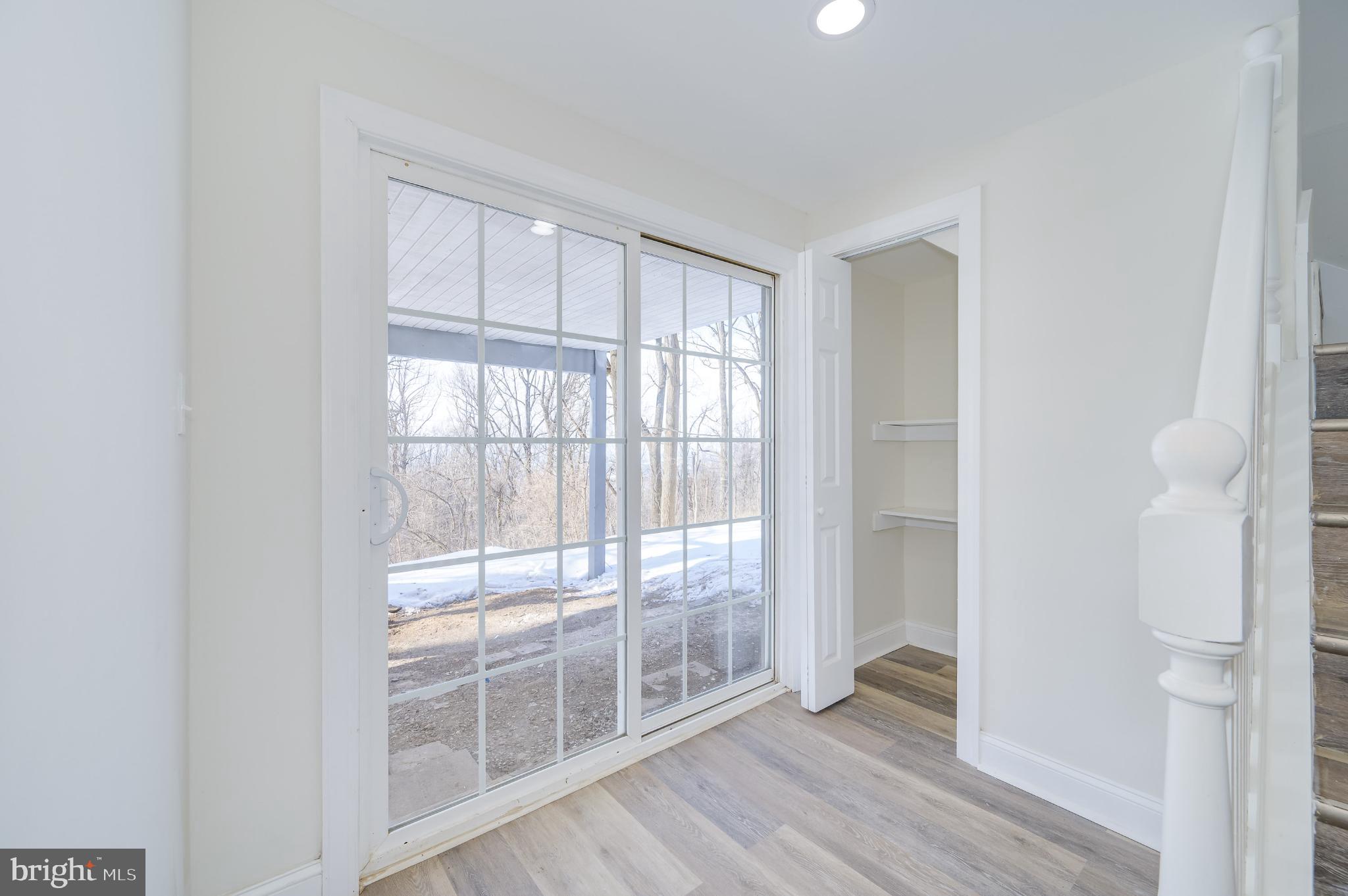 SHEN FARMS MT LAKE - Residential