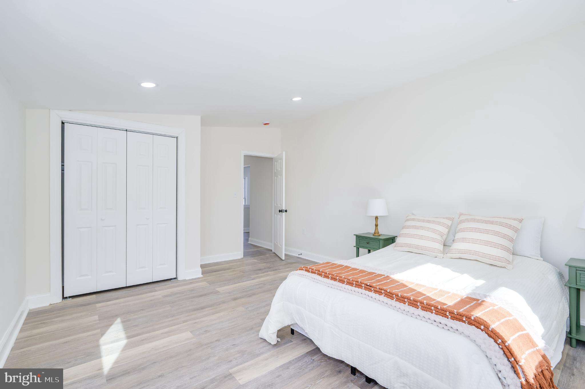 SHEN FARMS MT LAKE - Residential