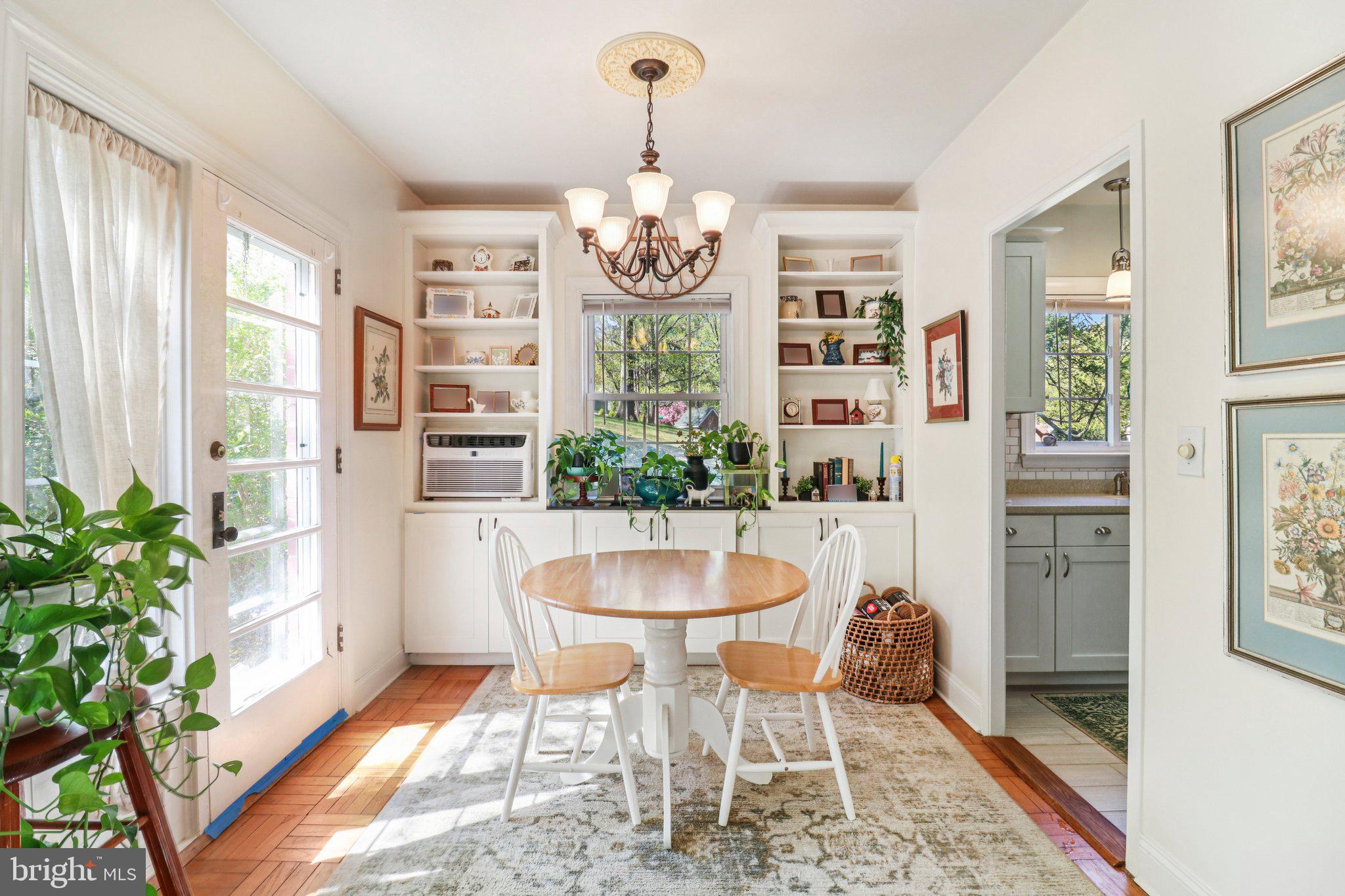 PARK FAIRFAX - Residential