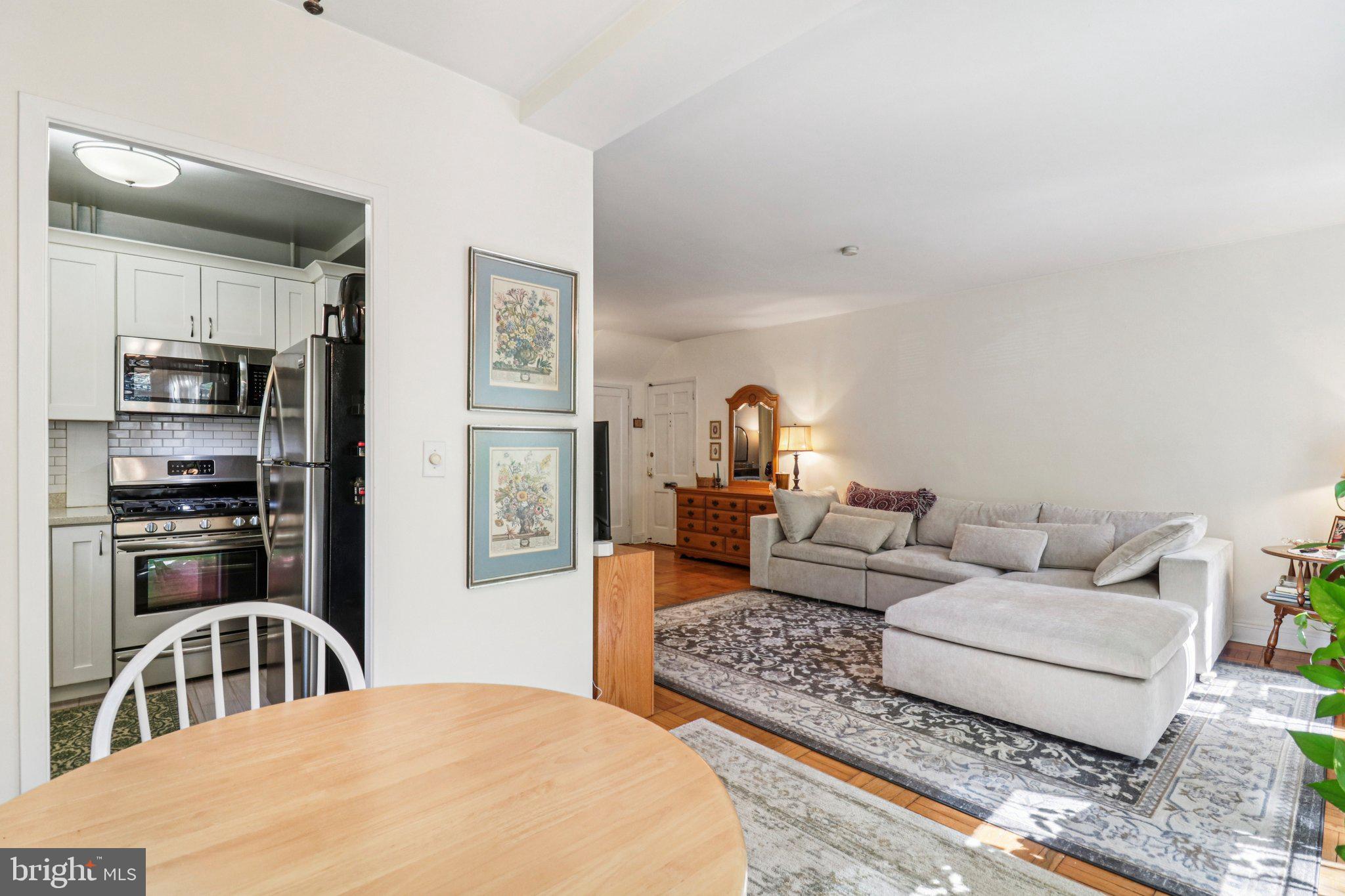 PARK FAIRFAX - Residential