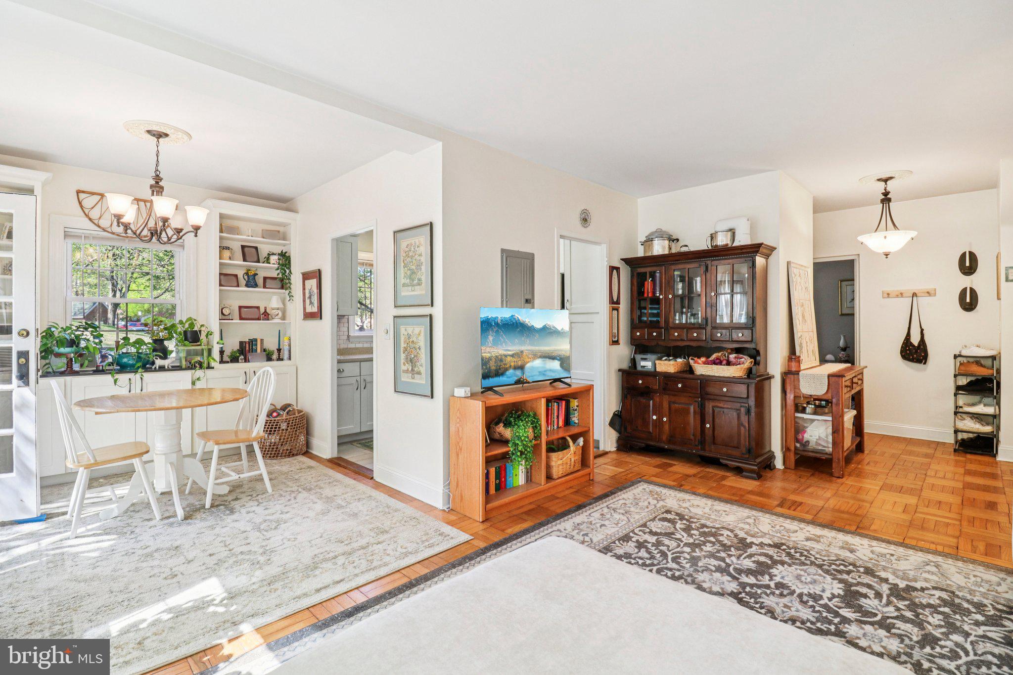 PARK FAIRFAX - Residential