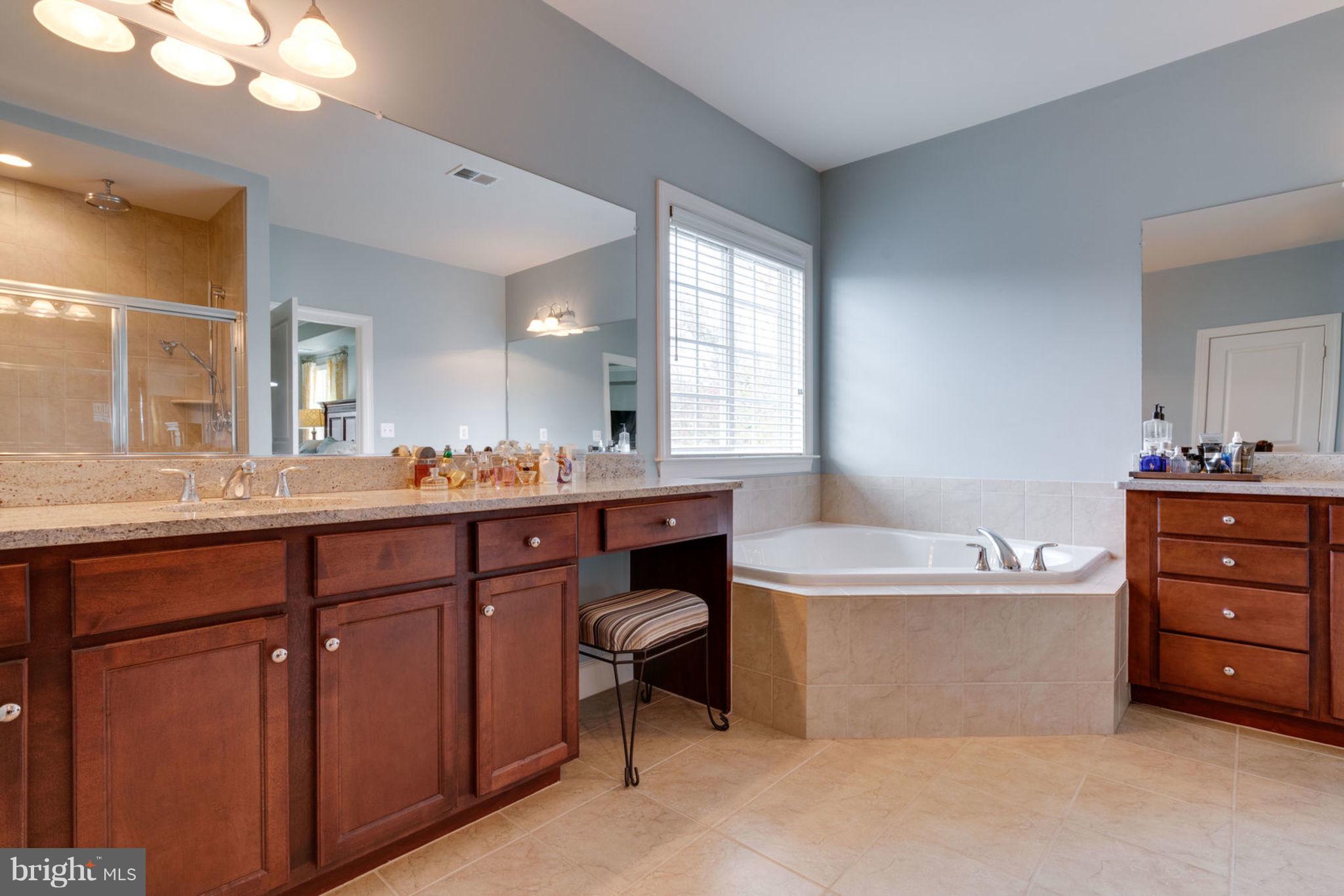 ROSE HILL RESERVE - Residential