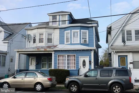 816 S Olden Avenue, Trenton, NJ MLS: NJME2058132
