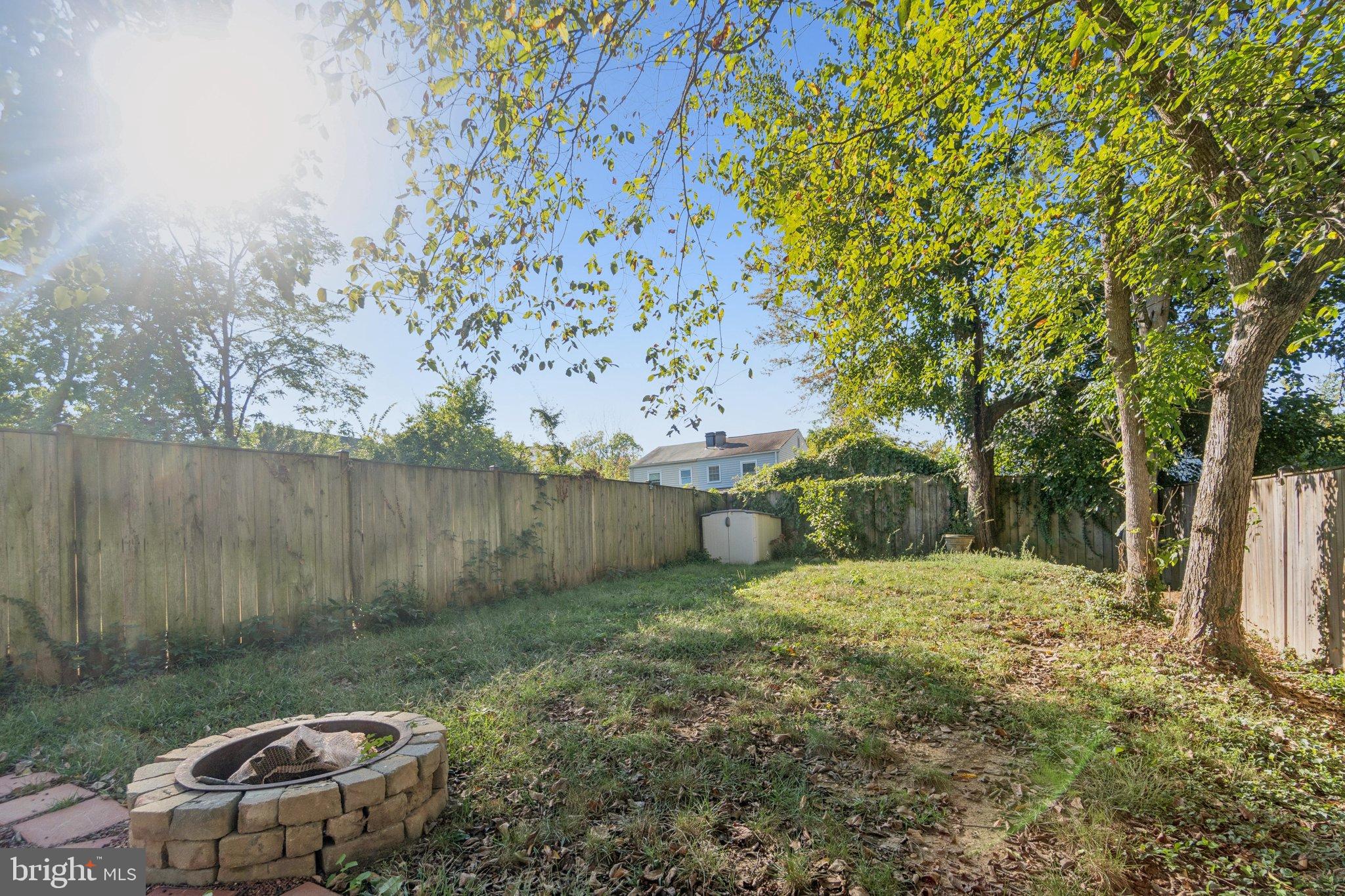 HUNTINGTON - Residential Lease