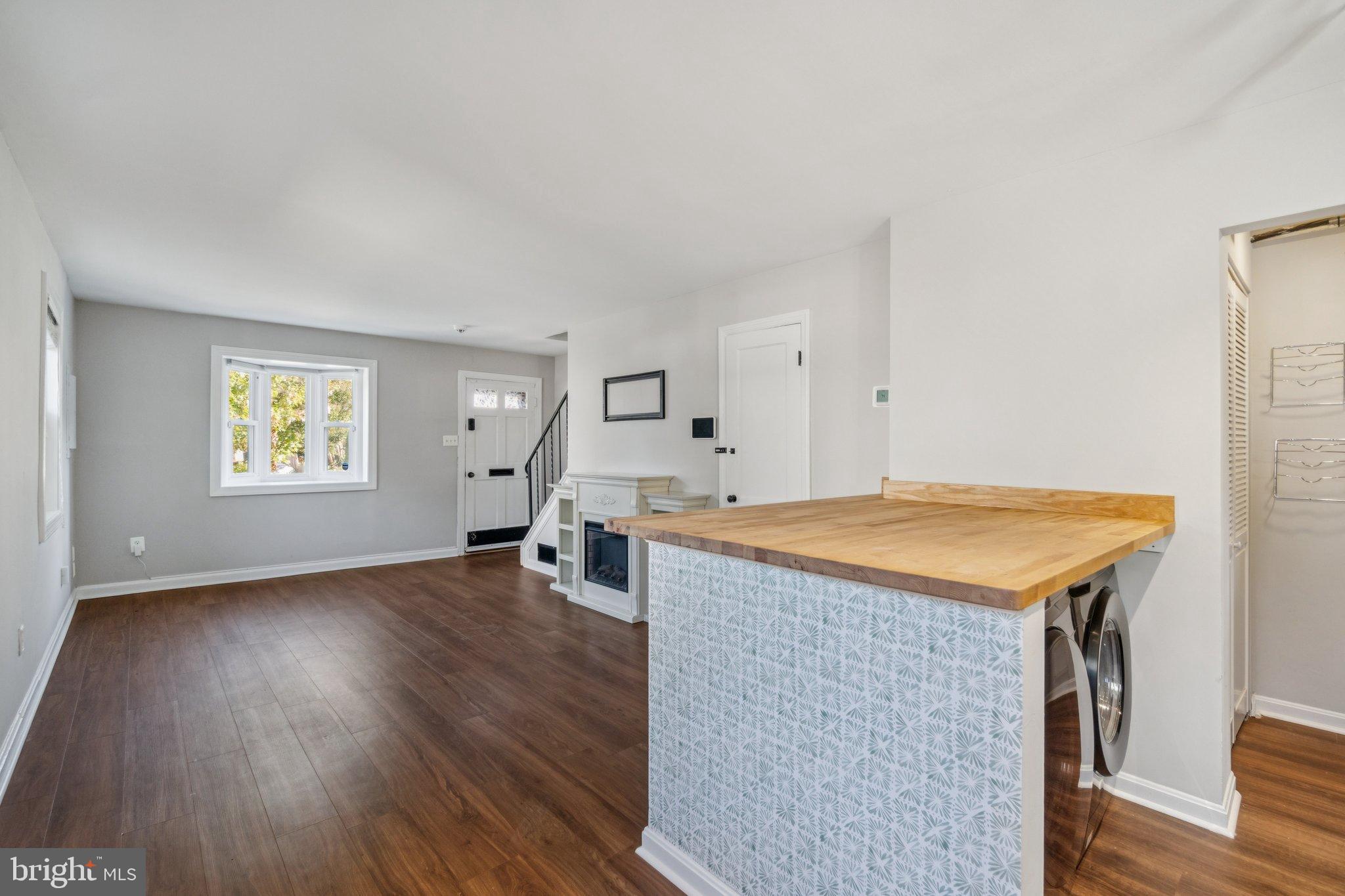 HUNTINGTON - Residential Lease