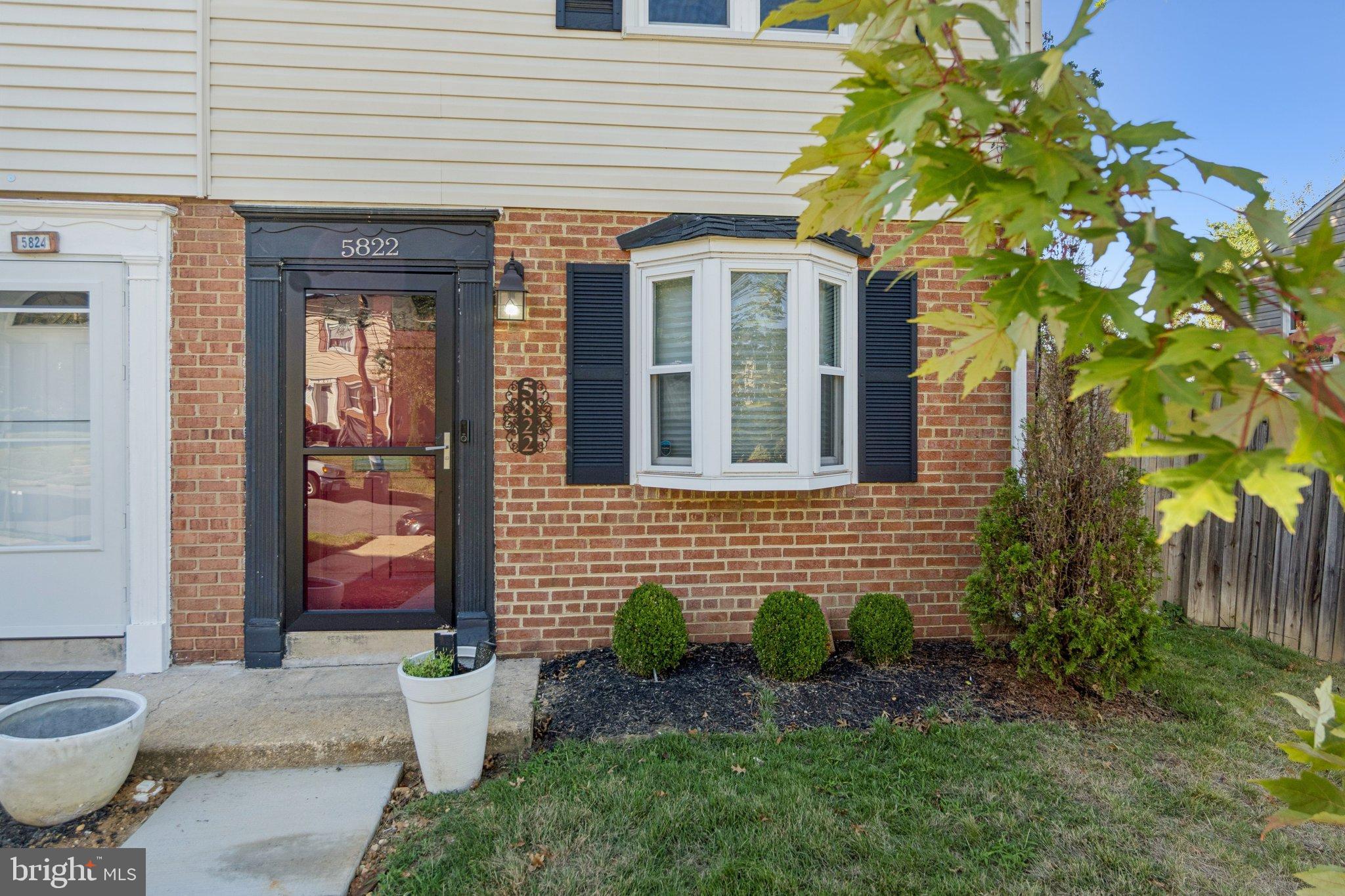 HUNTINGTON - Residential Lease