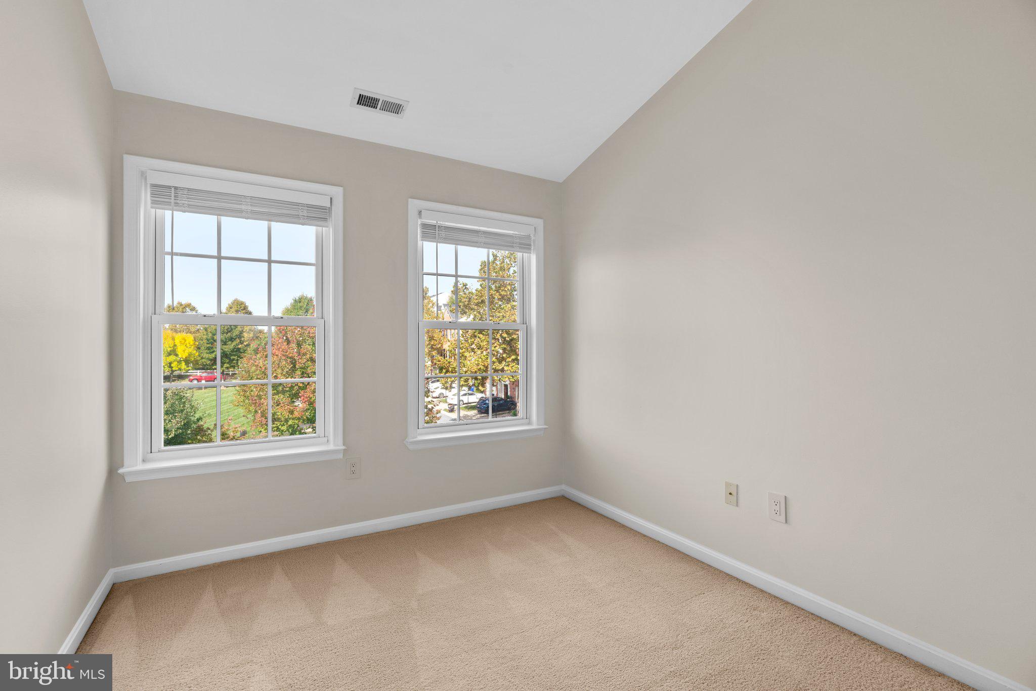 CHERRYTREE PARK - Residential Lease