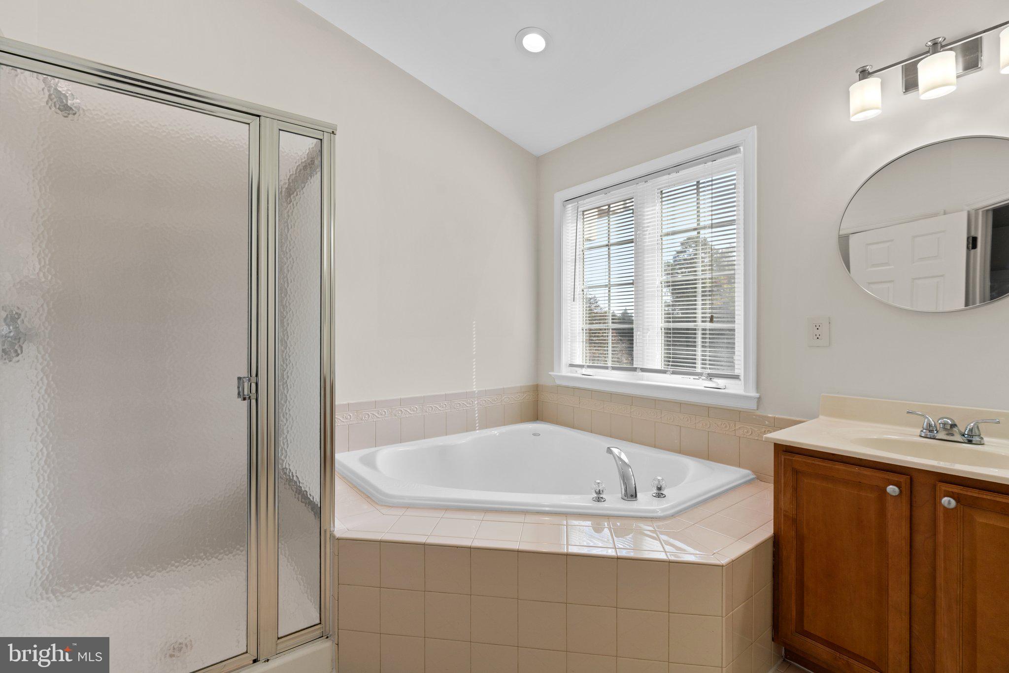 CHERRYTREE PARK - Residential Lease