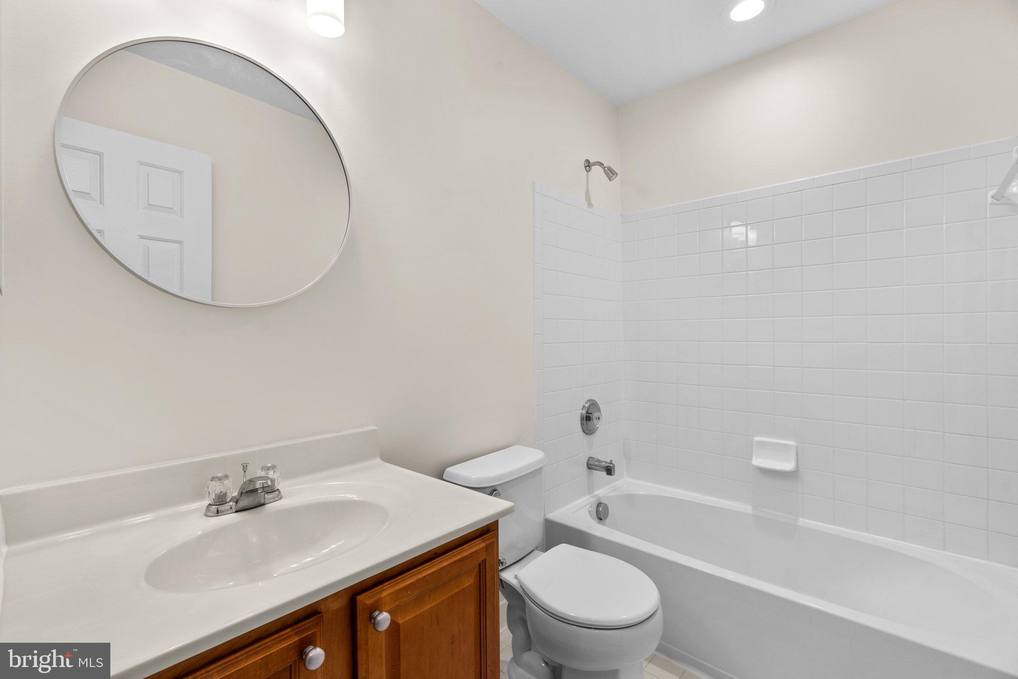 CHERRYTREE PARK - Residential Lease