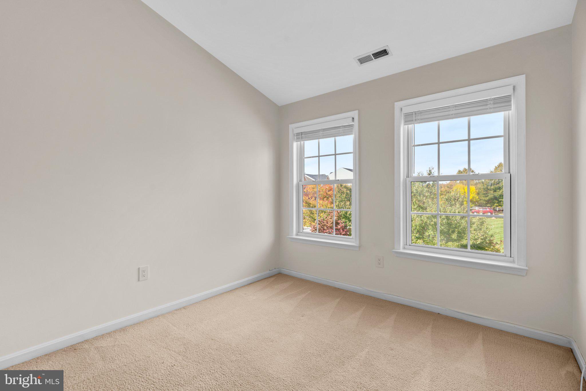 CHERRYTREE PARK - Residential Lease