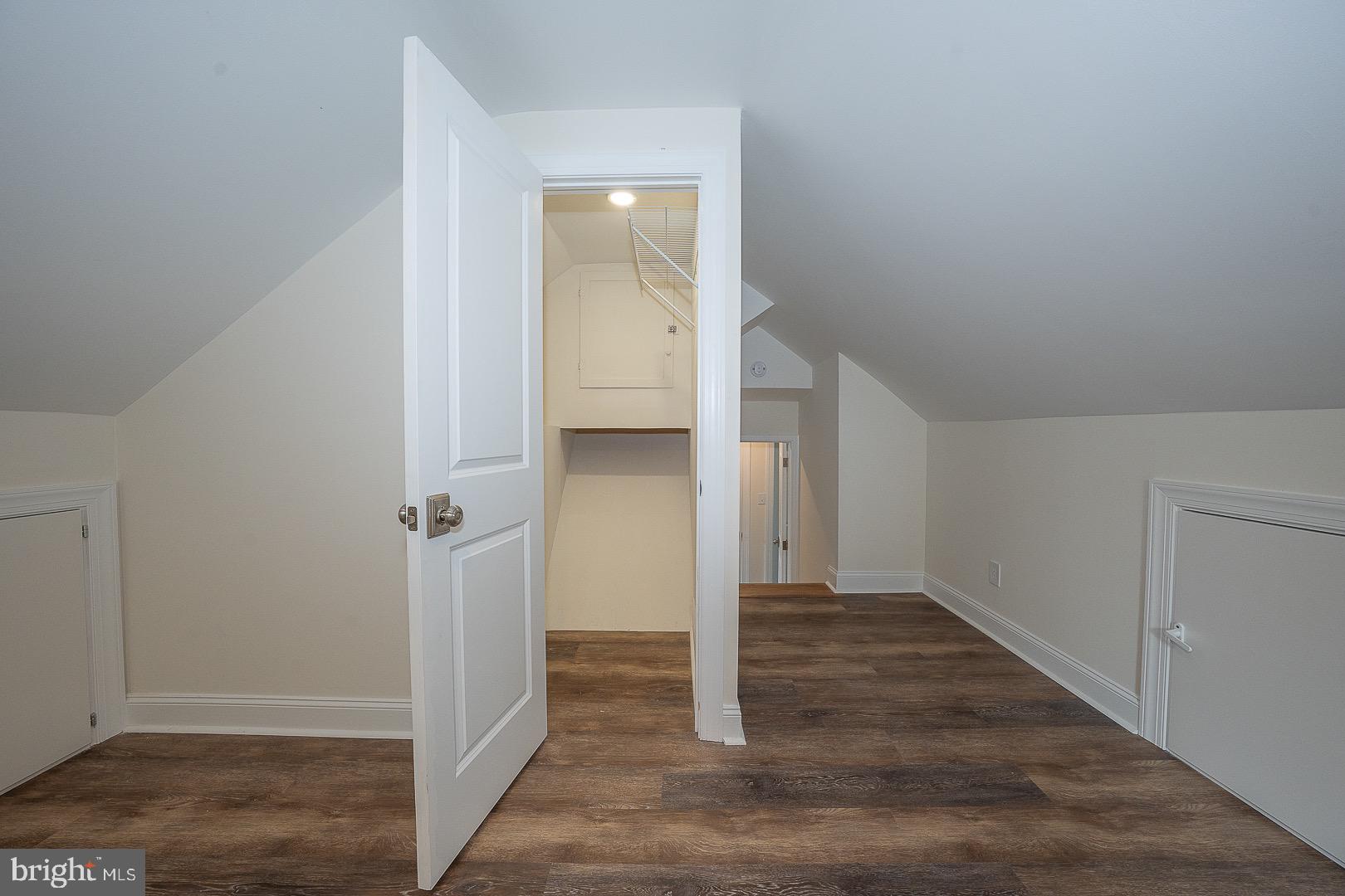 FLOURTOWN - Residential Lease