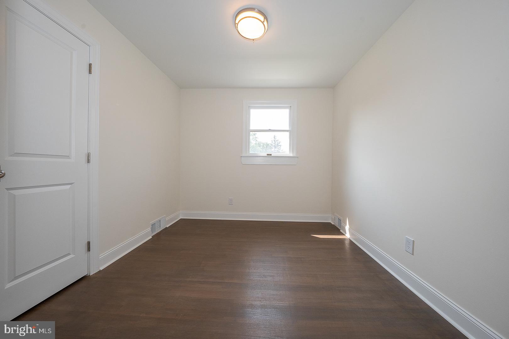 FLOURTOWN - Residential Lease