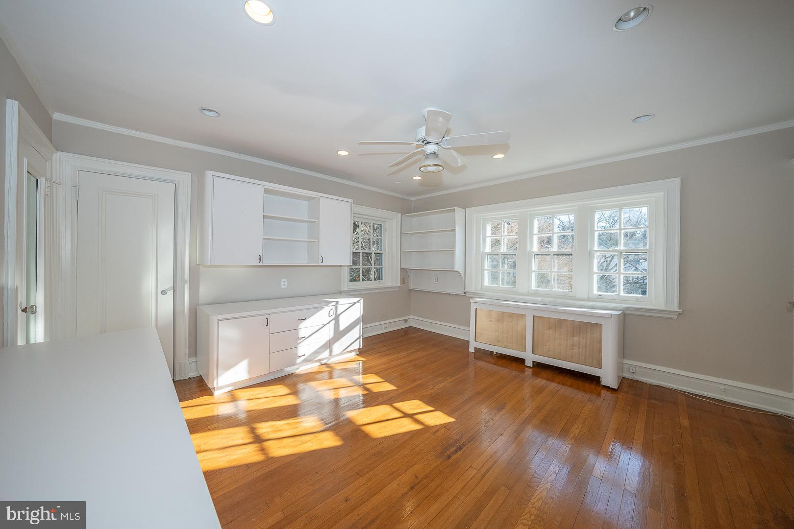 MERION STATION - Residential