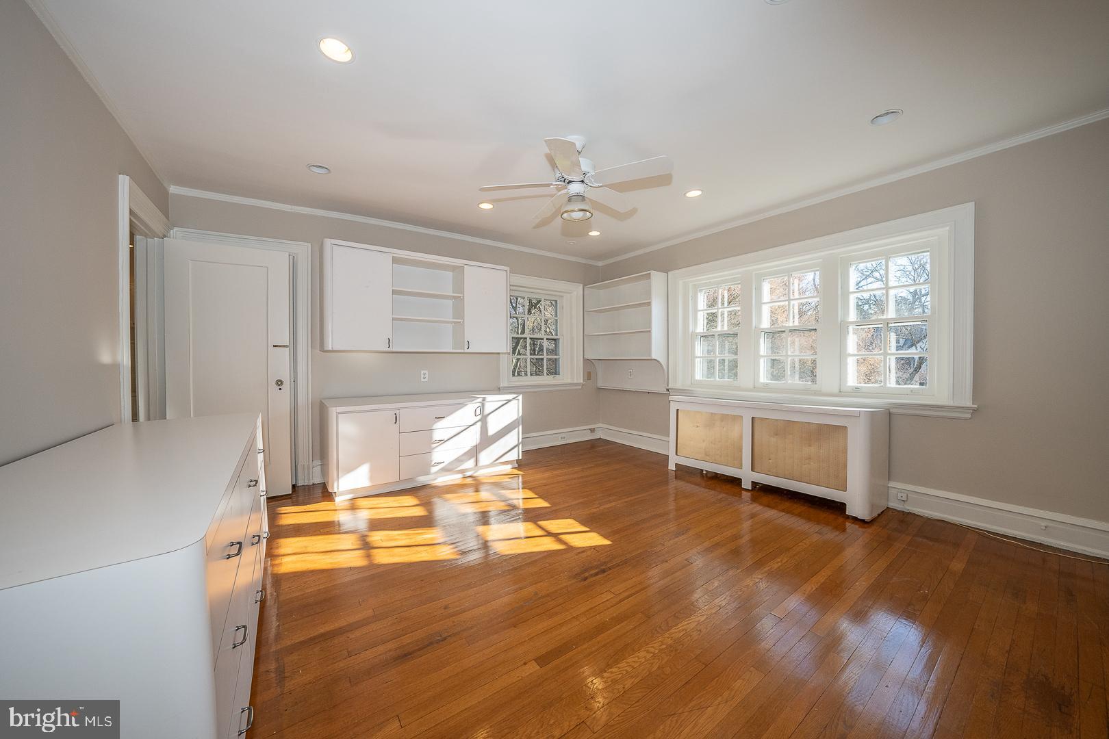 MERION STATION - Residential