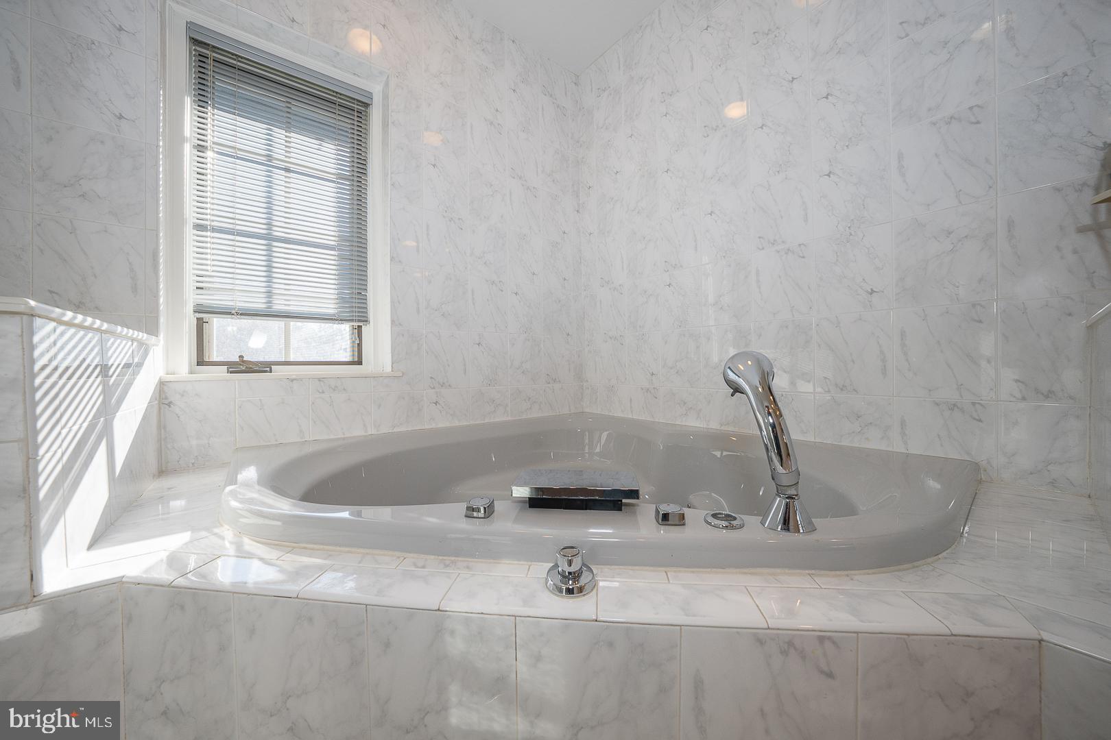 MERION STATION - Residential