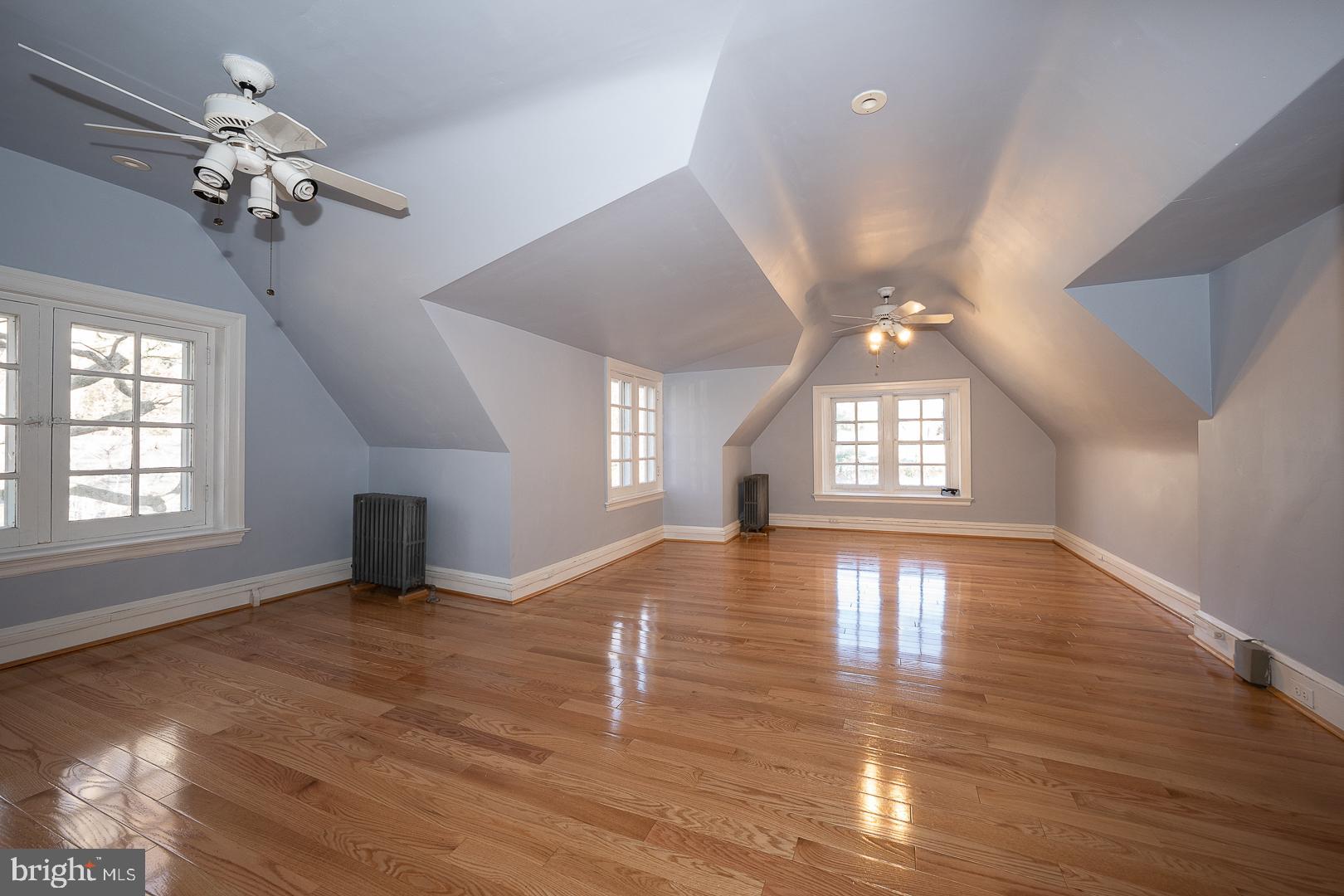 MERION STATION - Residential