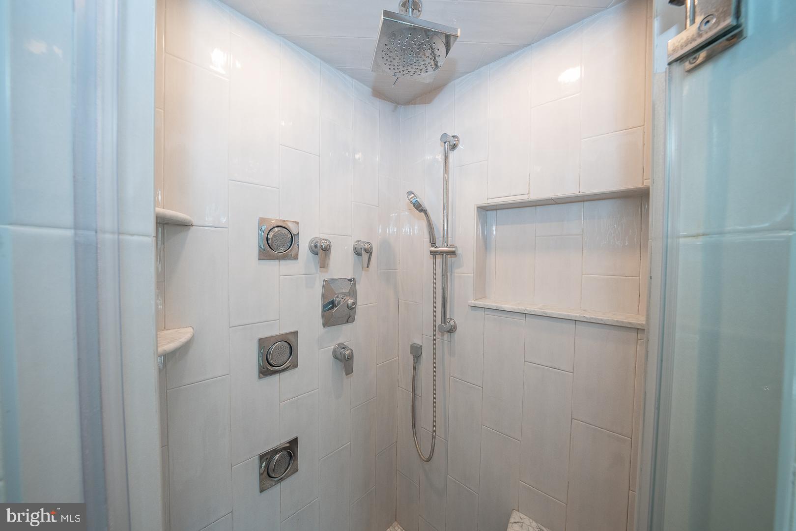 MERION STATION - Residential