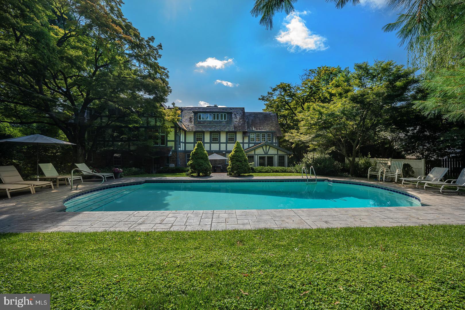 MERION STATION - Residential