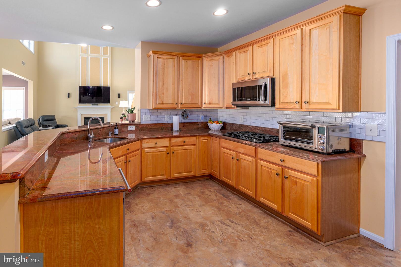 EASTON CLUB EAST - Residential