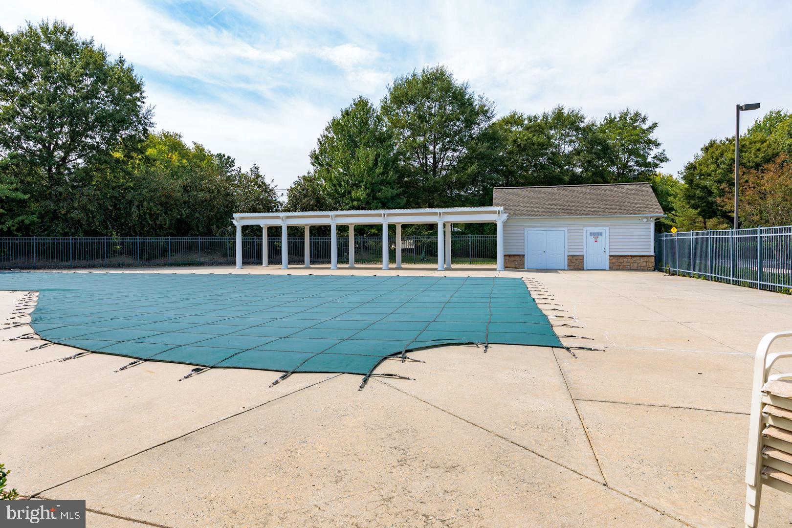 EASTON CLUB EAST - Residential