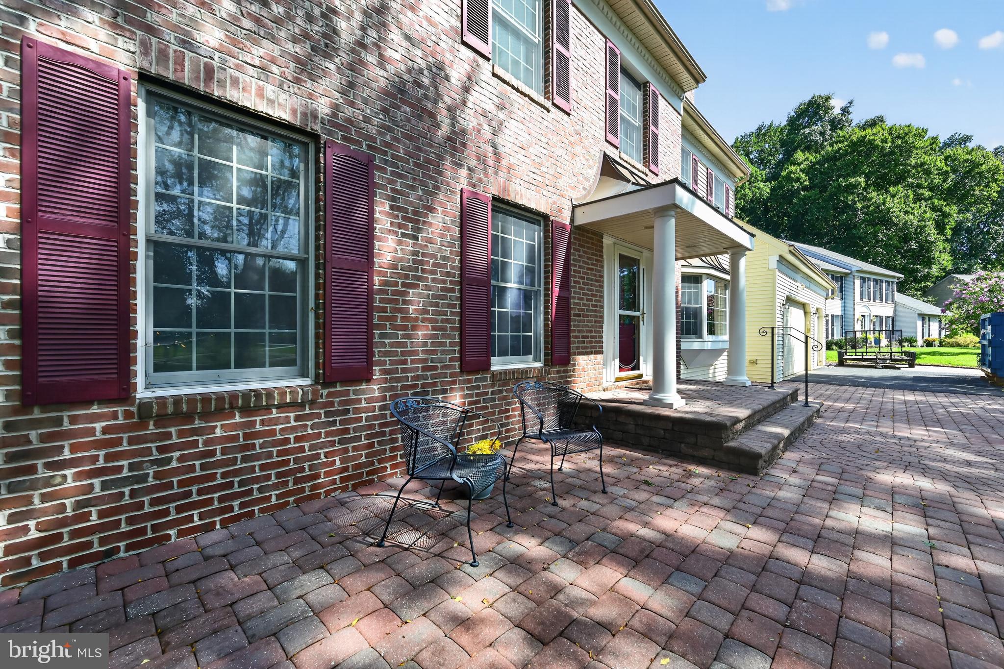 24 AUSPICE CIRCLE