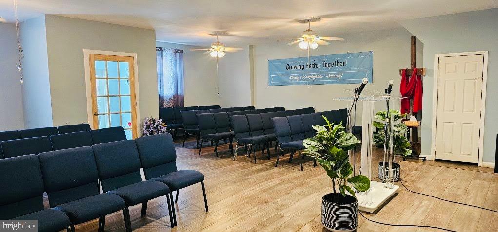 PHILADELPHIA (SOUTH) - Commercial Sale