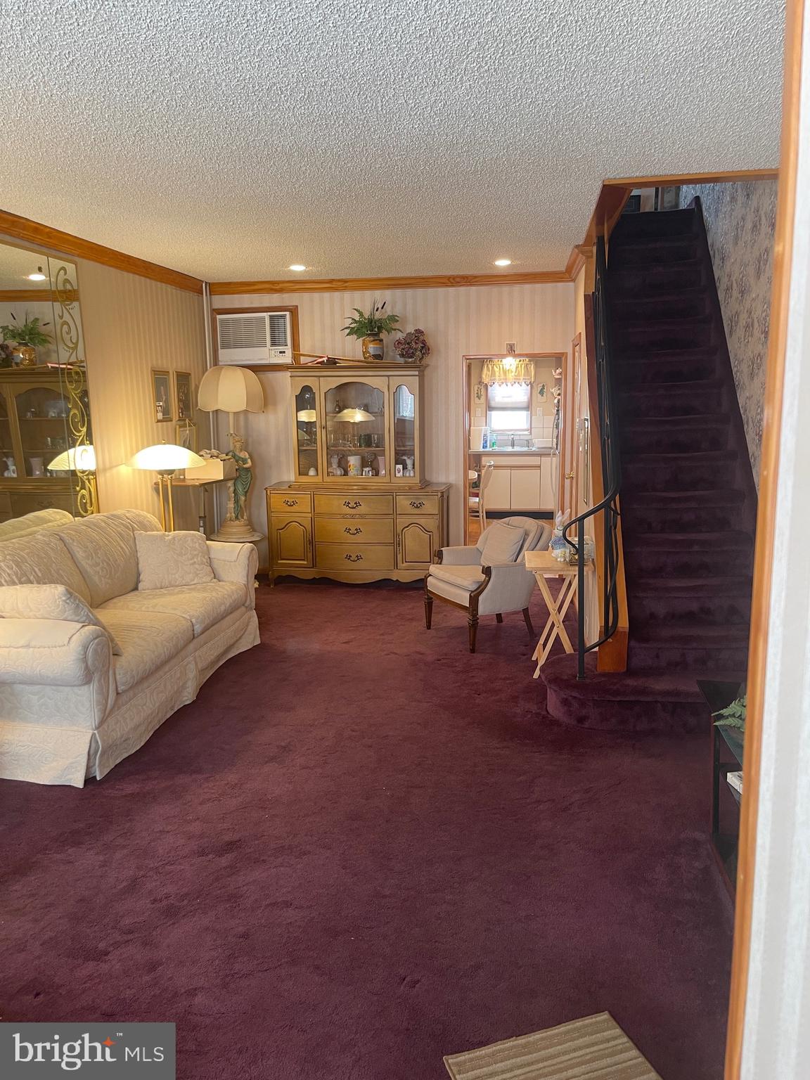 WHITMAN - Residential