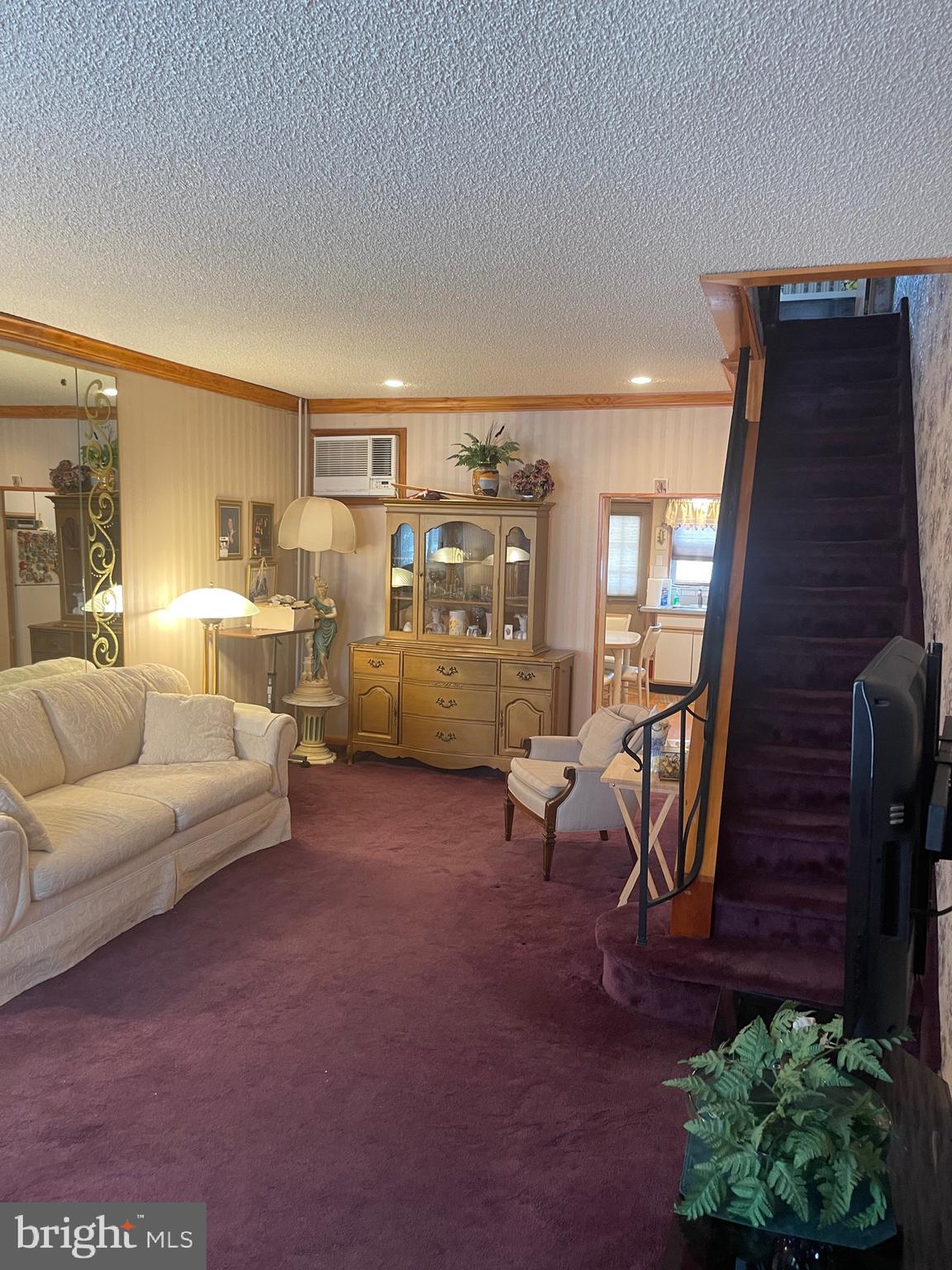 WHITMAN - Residential