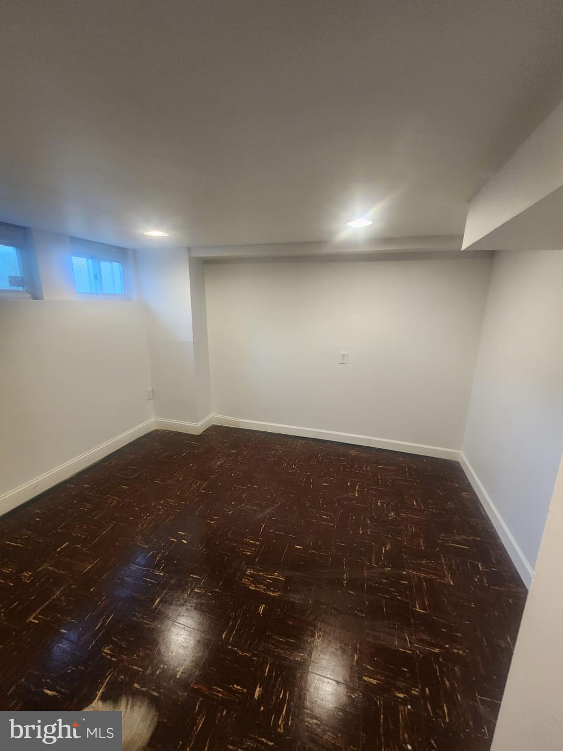 PARKSIDE - Residential Lease