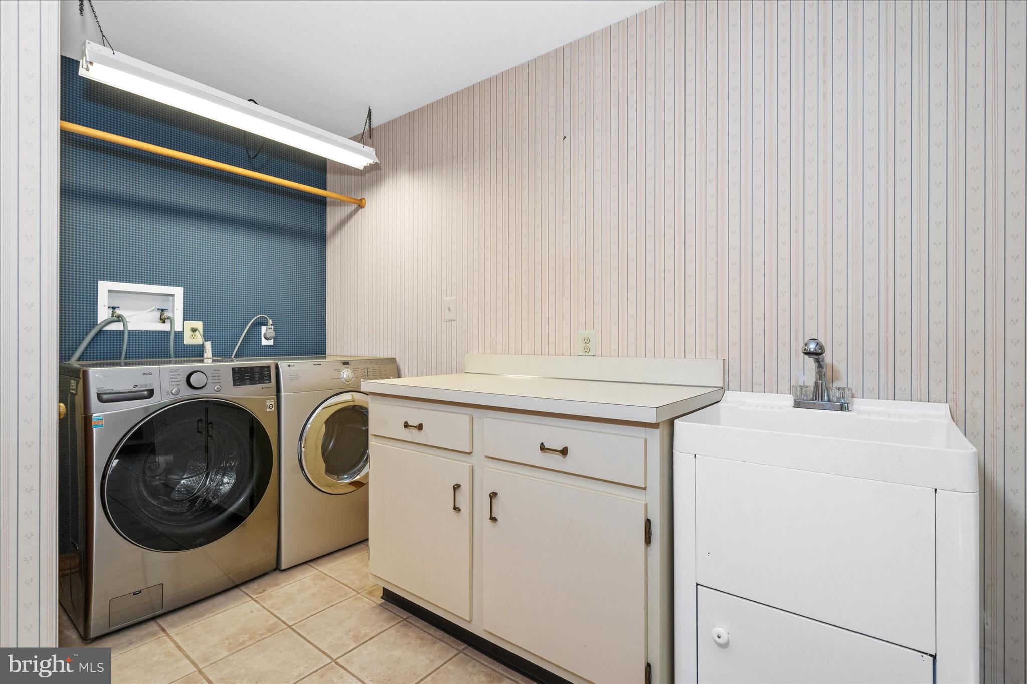 QUAIL CROSSING - Residential