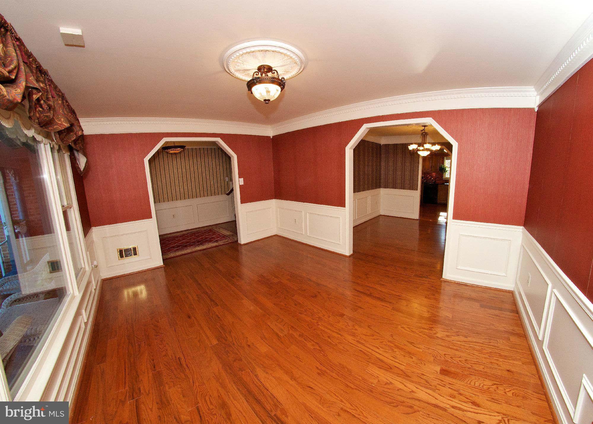 FAIR WOODS - Residential