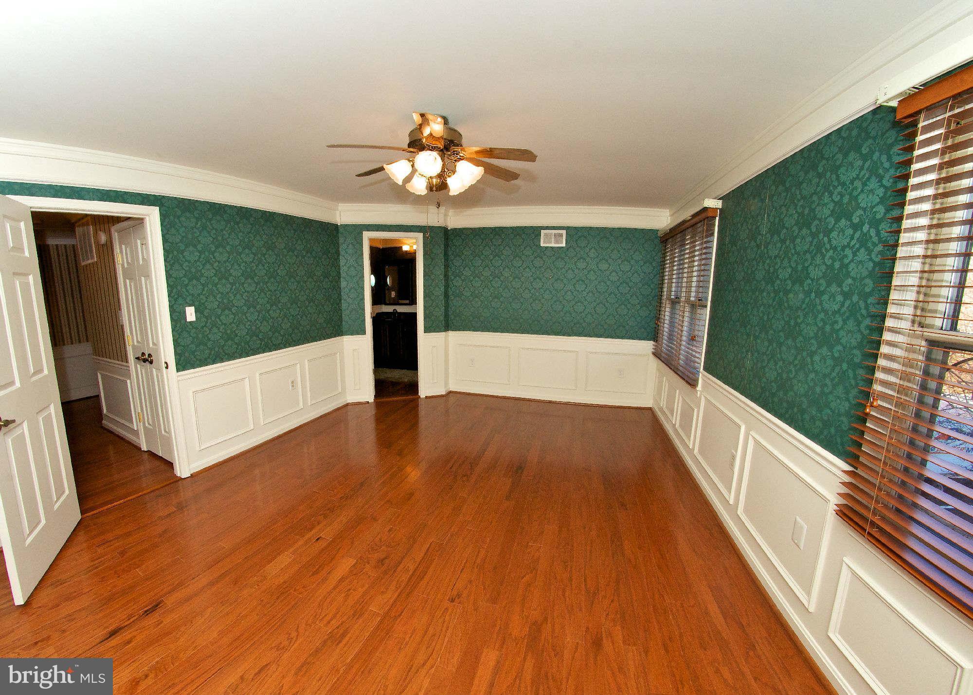 FAIR WOODS - Residential