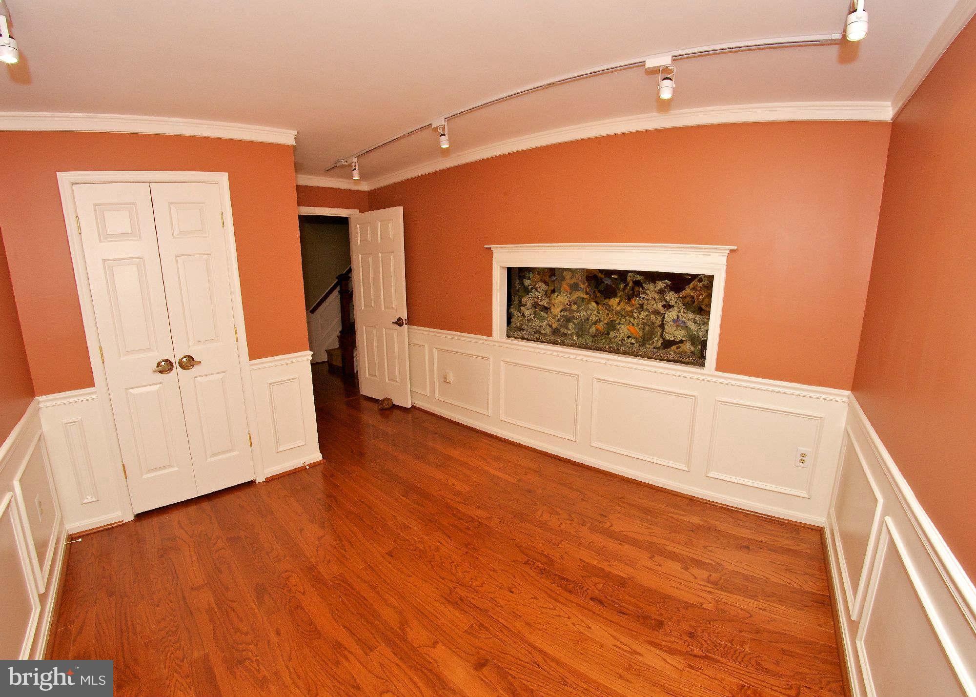 FAIR WOODS - Residential