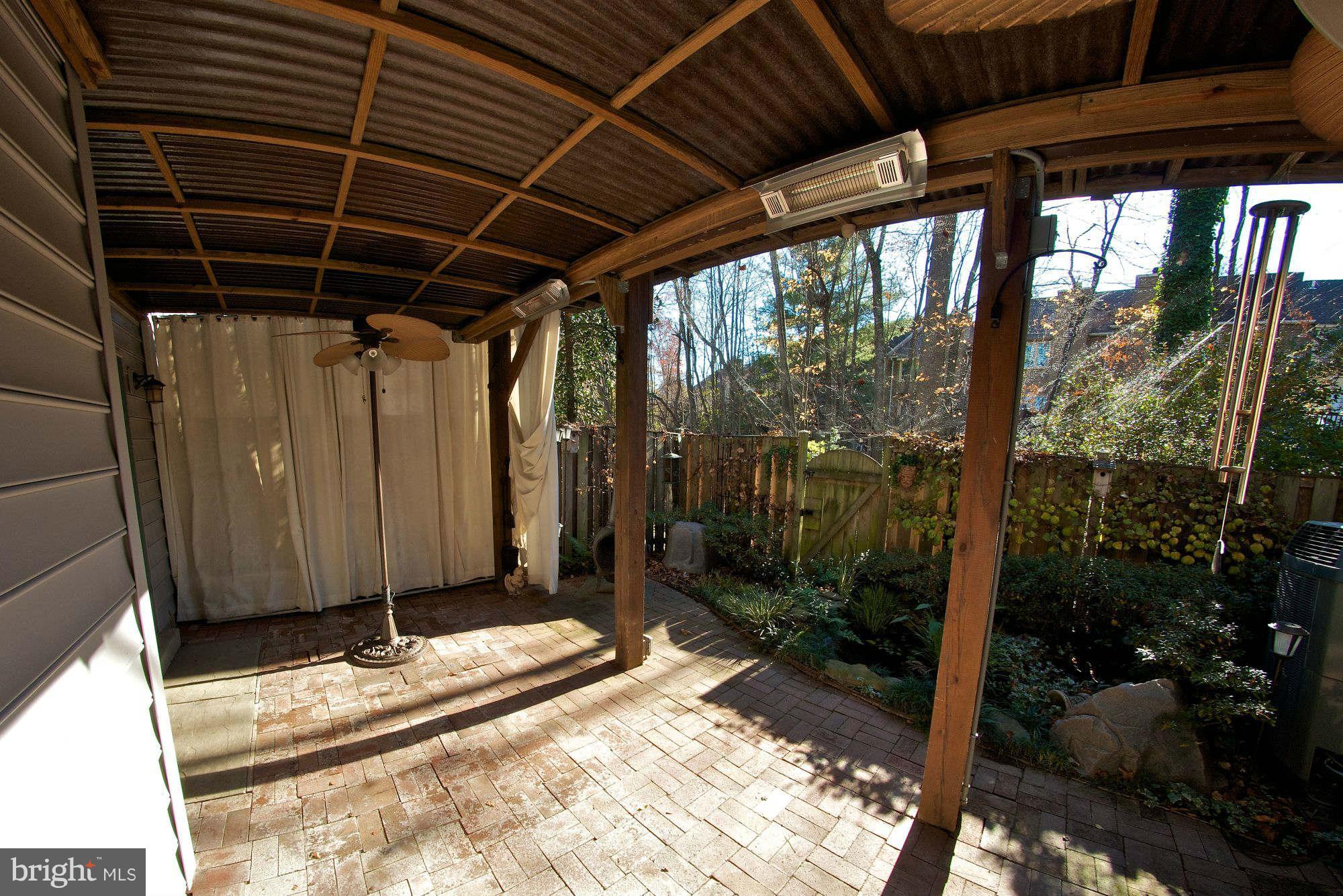 FAIR WOODS - Residential