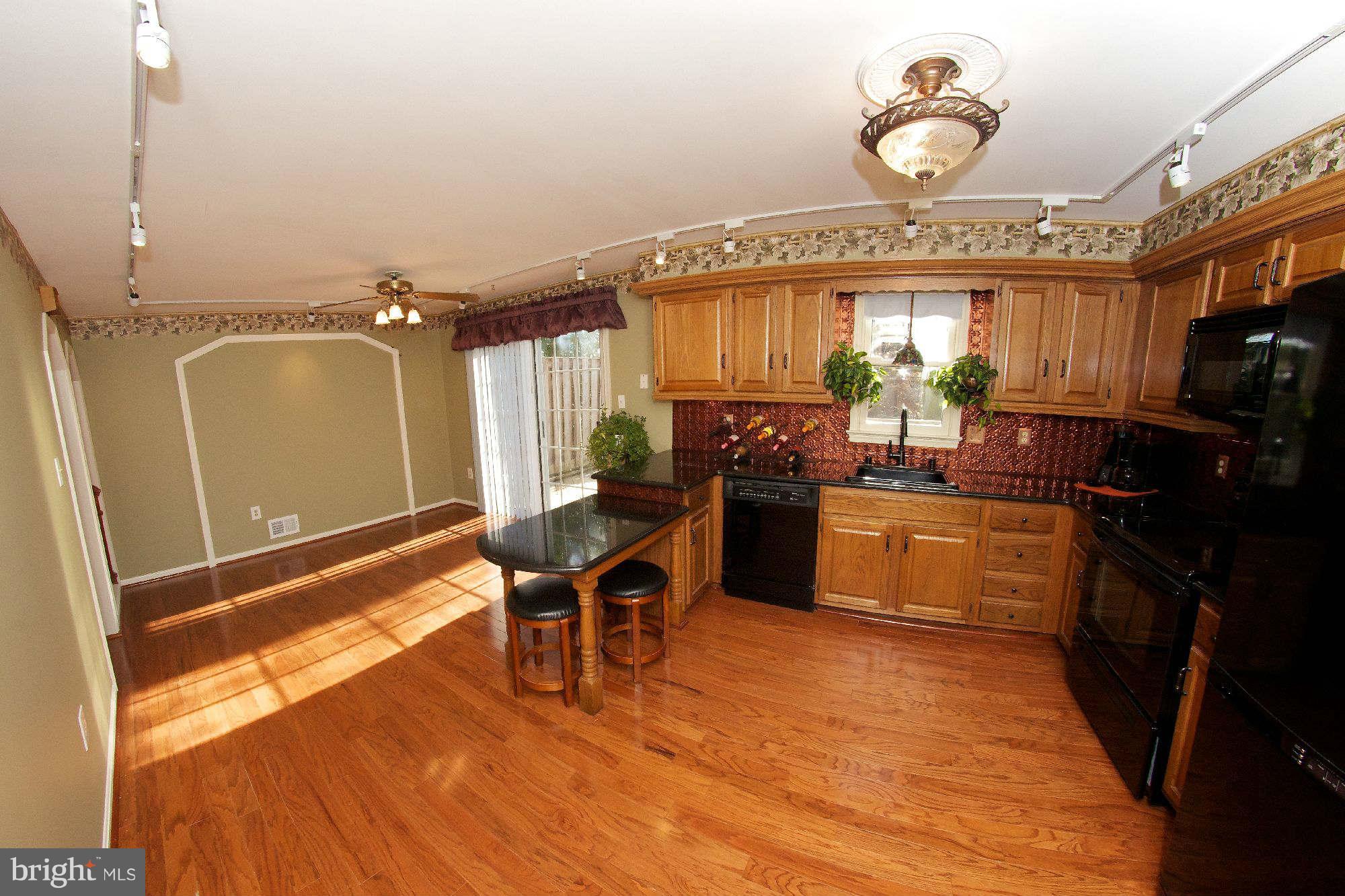 FAIR WOODS - Residential