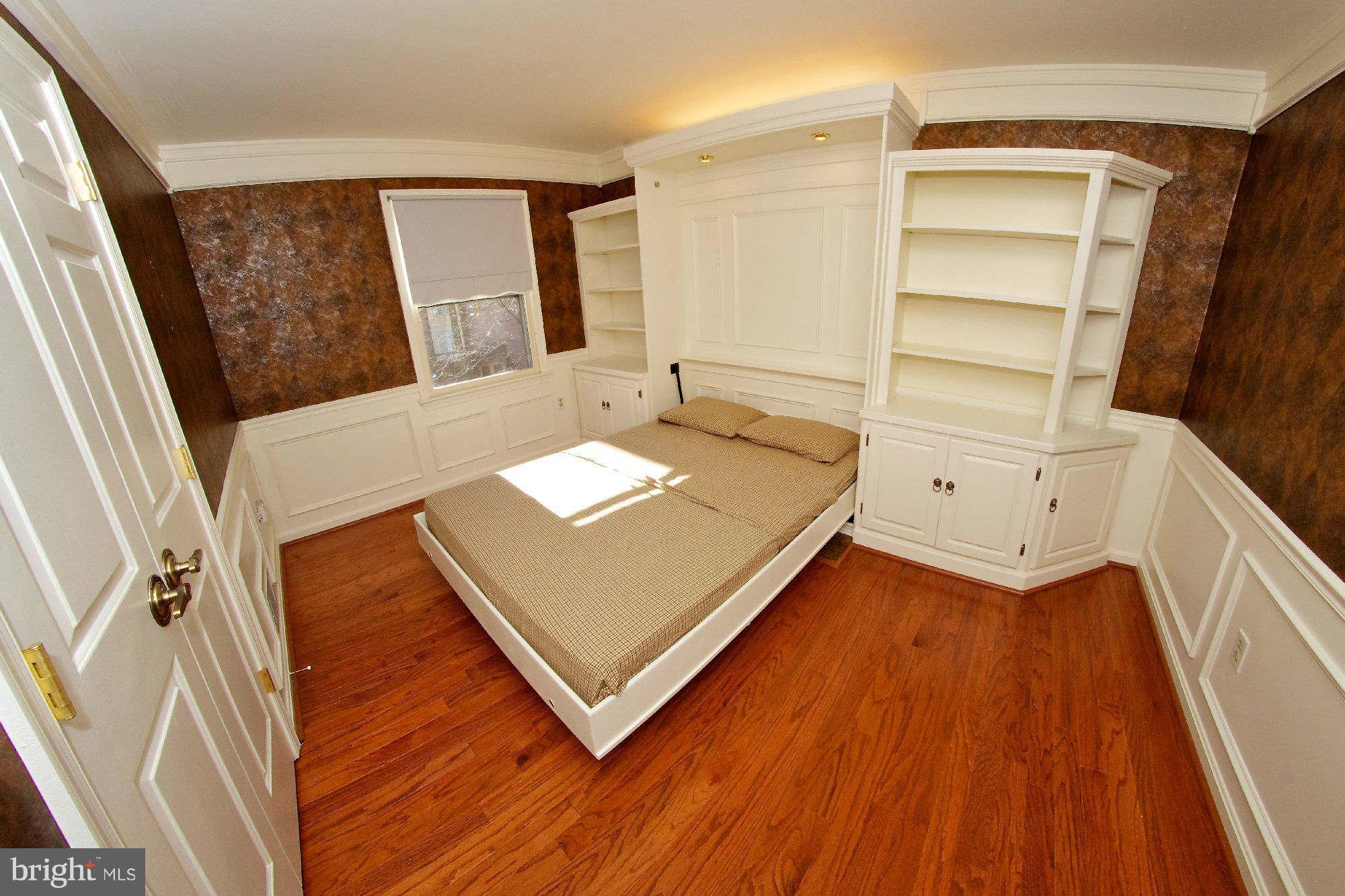 FAIR WOODS - Residential