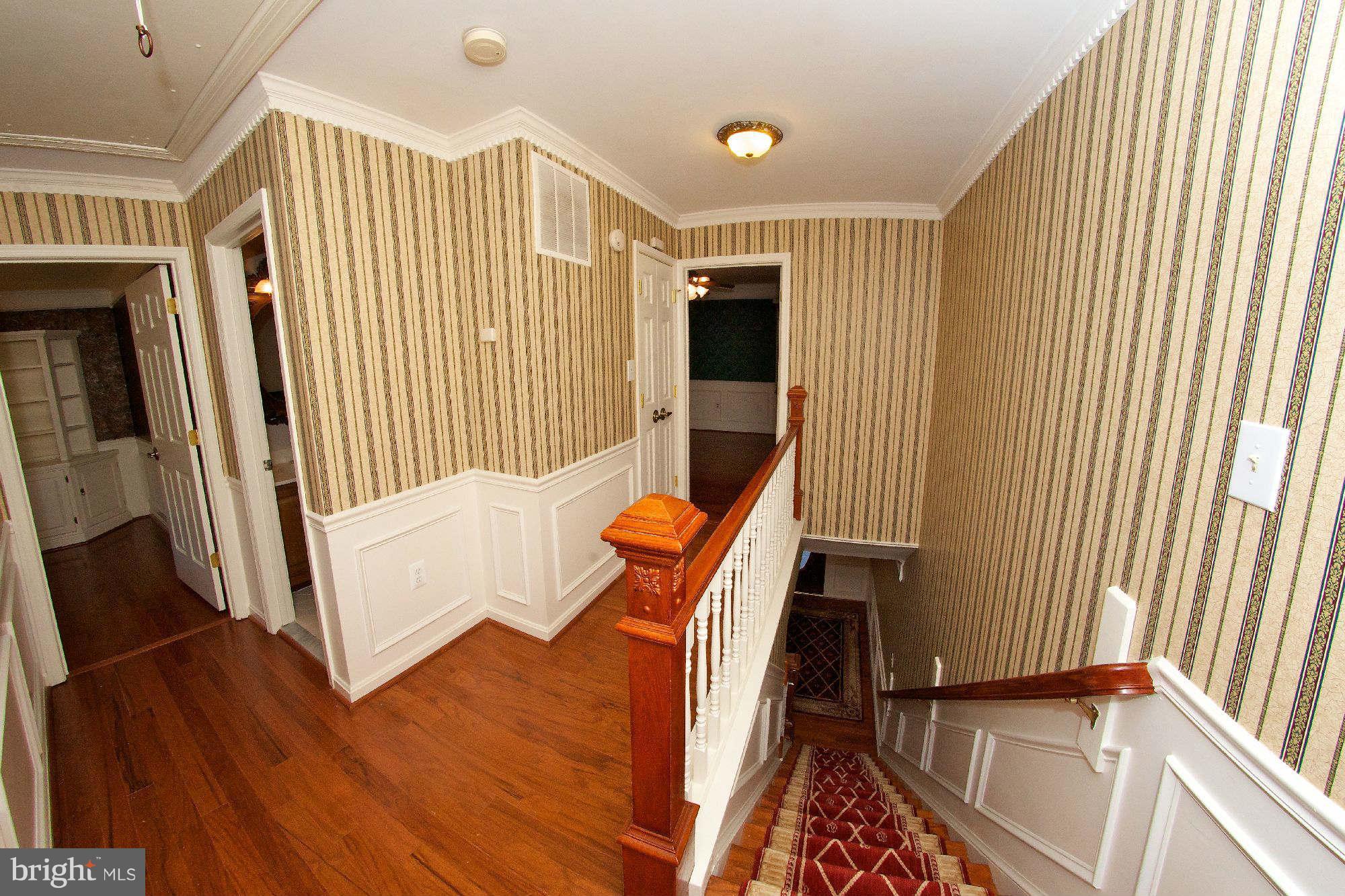 FAIR WOODS - Residential