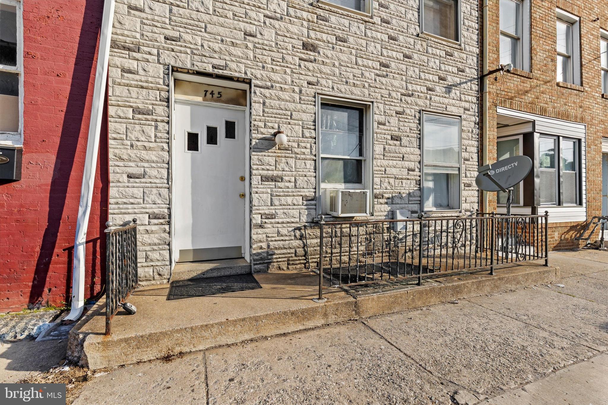 Welcome to your next investment property! This fully occupied duplex at 745 E Market St offers a one-bedroom, one-bath unit rented for $795 and a four-bedroom, one-bath unit rented for $800. With an annual rental income of $19,140, there's potential to increase rents and boost cash flow. Both tenants are on month to month leases. Live in one unit and rent the other, or rent out both units and maximize returns as an investor. Call today to schedule a showing!
